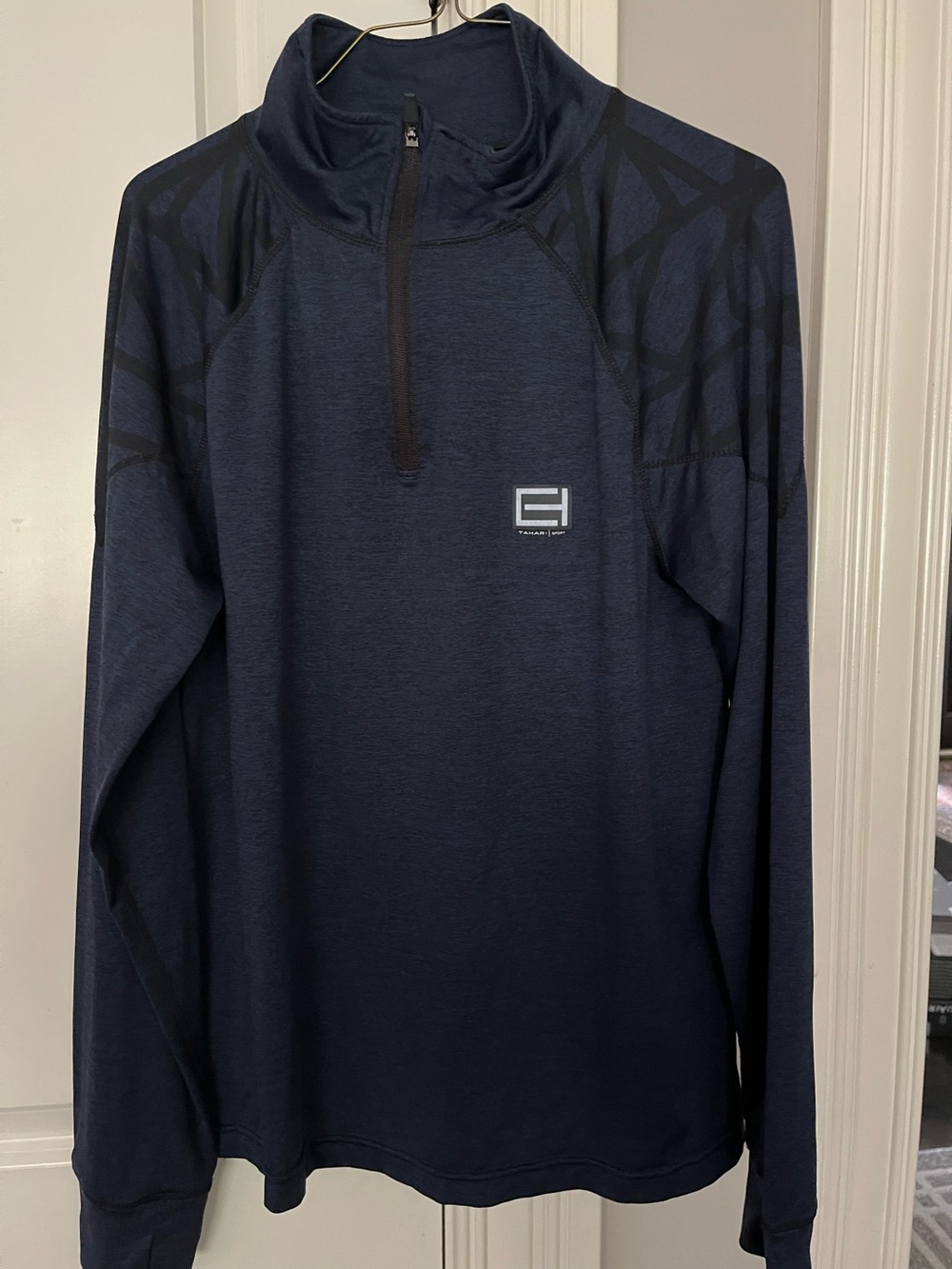 Tahari Sport Men’s Quarter Zip Long Sleeves Men’s Pull over L - Picture 1 of 5